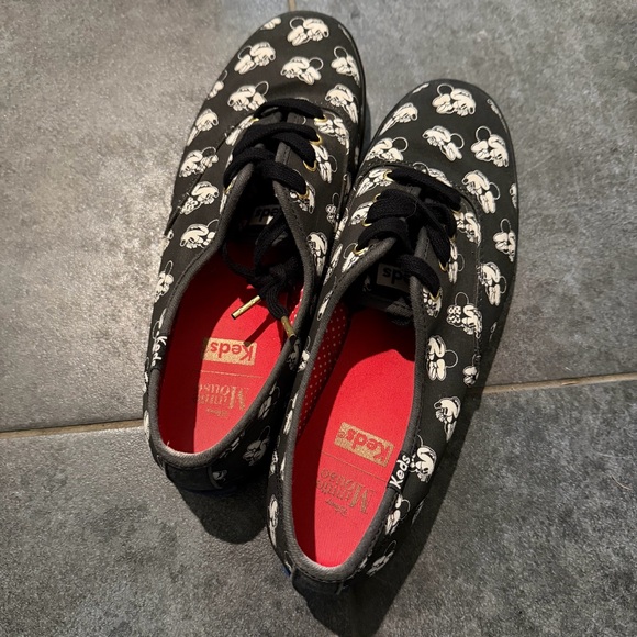 Disney sneakers black with Minnie Mouse - Picture 3 of 5